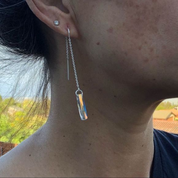 170. Gold filled Column Shape Swarovski Crystal Threader Earrings - Picture 6 of 10